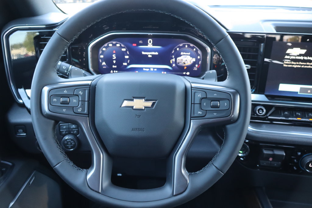 New 2026 Chevrolet Silverado 1500 High Country w/ Technology Package AWD/4WD image 7