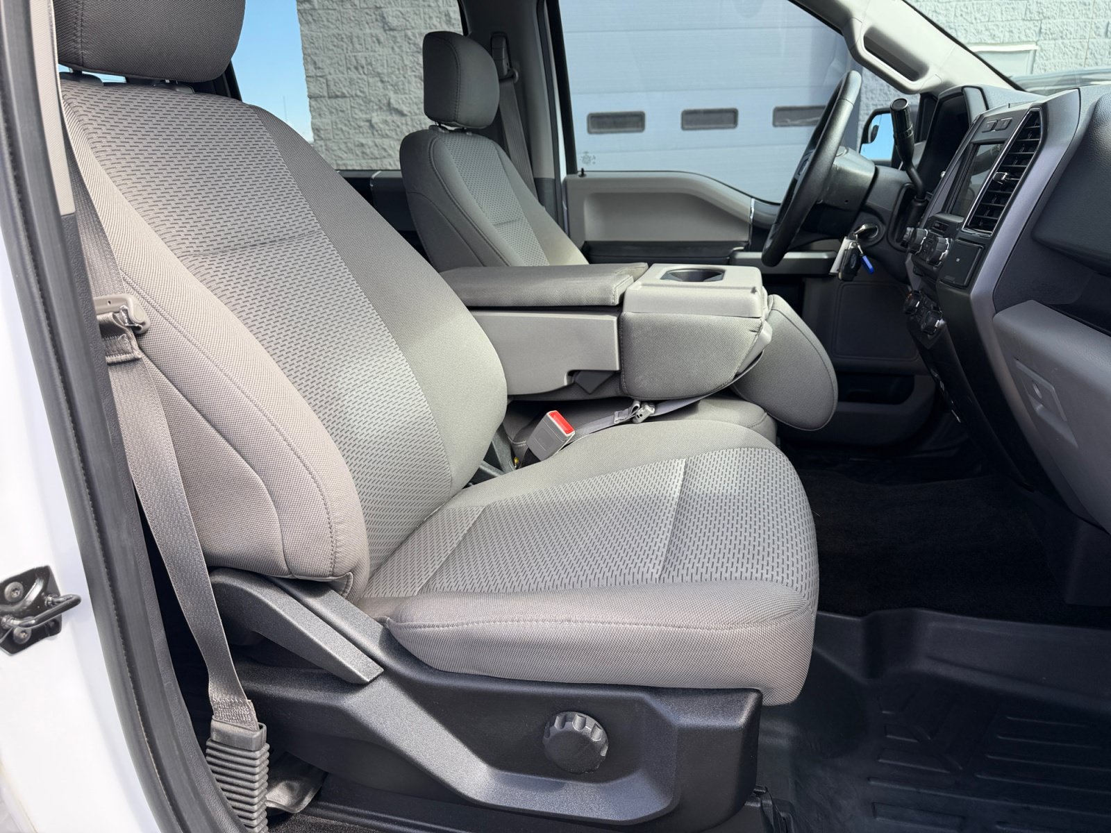 Used 2018 Ford F150 XLT w/ Equipment Group 301A Mid AWD/4WD image 30