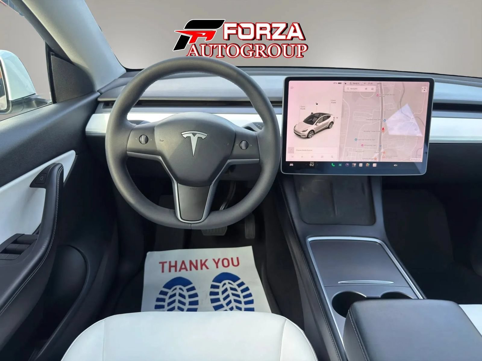 Used 2022 Tesla Model Y Long Range AWD/4WD image 22