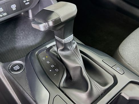 Used 2025 Kia K4 LXS image 24