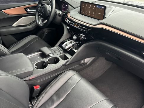 Certified 2022 Acura MDX FWD w/ Technology Package image 15