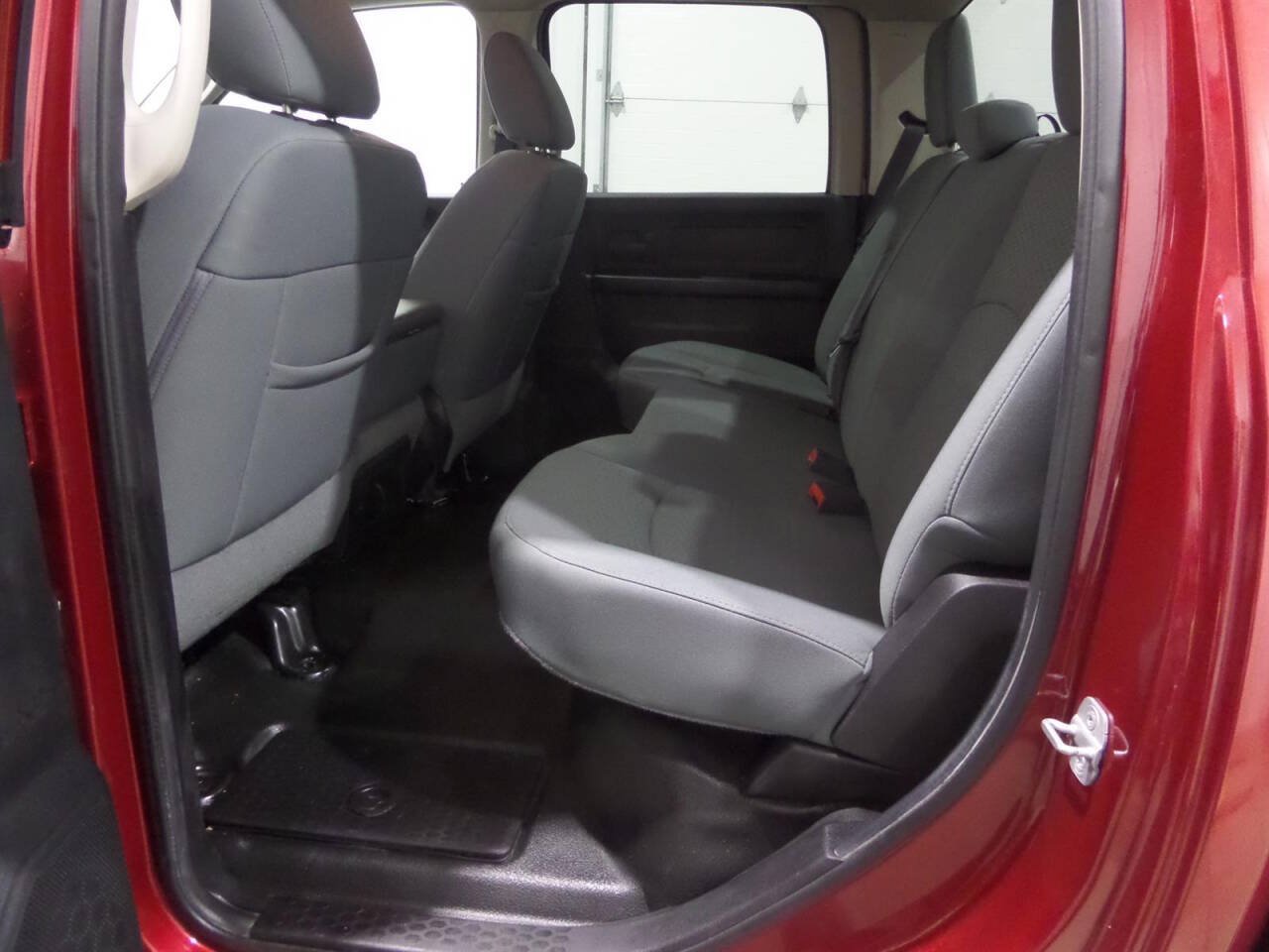 Used 2013 RAM 2500 Tradesman w/ Chrome Appearance Group AWD/4WD image 5