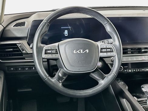 Used 2025 Kia Telluride S AWD/4WD image 18