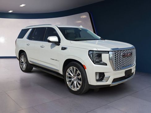 Used 2024 GMC Yukon Denali w/ Denali Reserve Package AWD/4WD image 7