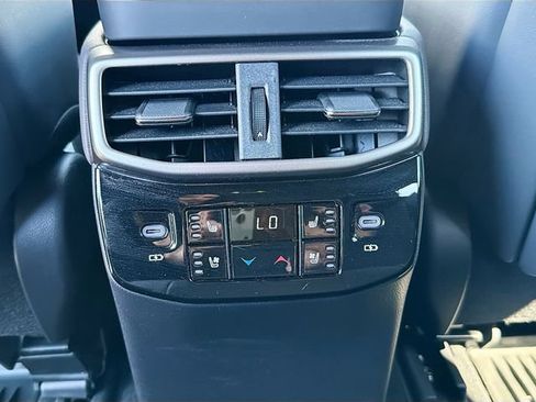 Used 2025 Lexus RX 450h AWD w/ Convenience Package image 23