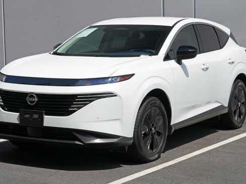 Used 2025 Nissan Murano SV AWD/4WD image 42