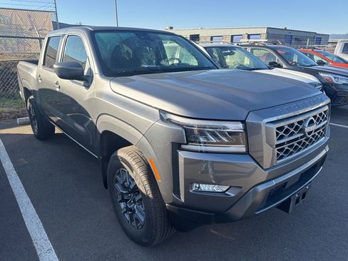 Used 2024 Nissan Frontier SL w/ Technology Package image 4