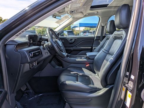 Used 2025 Lincoln Aviator Reserve w/ Illumination Package AWD/4WD image 15