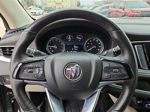 Used 2024 Buick Enclave Essence image 15