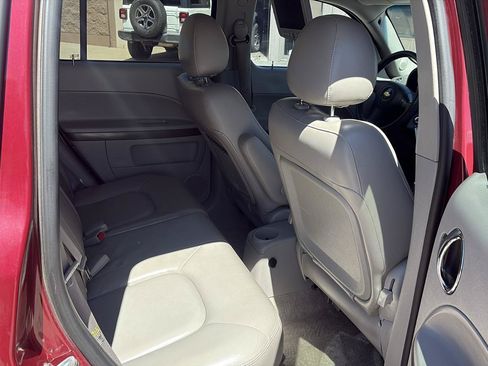 Used 2006 Chevrolet HHR LT w/ Preferred Equipment Group FWD image 15