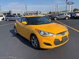 Used 2015 Hyundai Veloster image 3