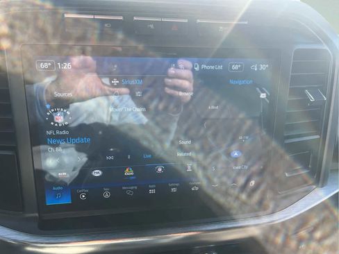 Used 2022 Ford F150 Lariat w/ Equipment Group 502A High image 43