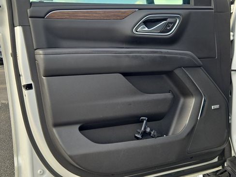 Used 2021 Chevrolet Tahoe High Country RWD image 26