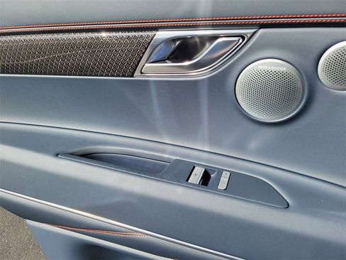 New 2026 Genesis GV80 3.5T e-SC image 12