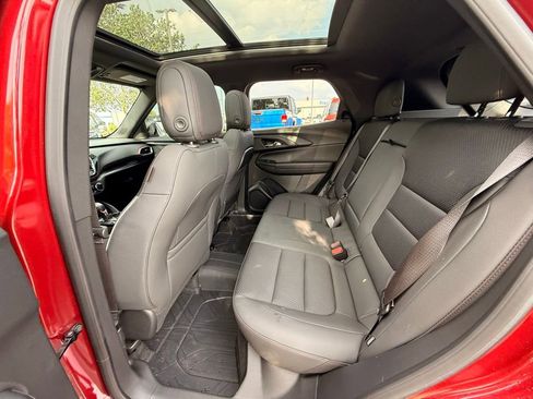 Used 2023 Chevrolet TrailBlazer RS w/ Sun and Liftgate Package AWD/4WD image 31