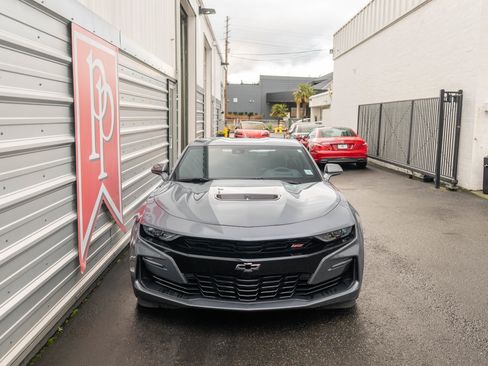 Used 2019 Chevrolet Camaro SS image 30
