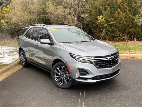 Used 2023 Chevrolet Equinox RS image 1