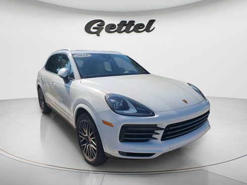 Used 2022 Porsche Cayenne AWD/4WD image 3