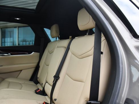 Used 2018 Cadillac XT5 Luxury w/ LPO, Wheel Lock Package image 21