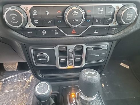 New 2026 Jeep Wrangler Sport S image 13