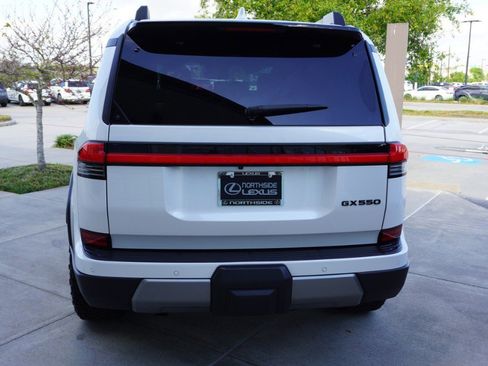 Certified 2024 Lexus GX 550 image 8