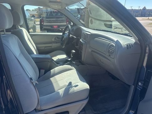 Used 2008 Chevrolet TrailBlazer LT image 6