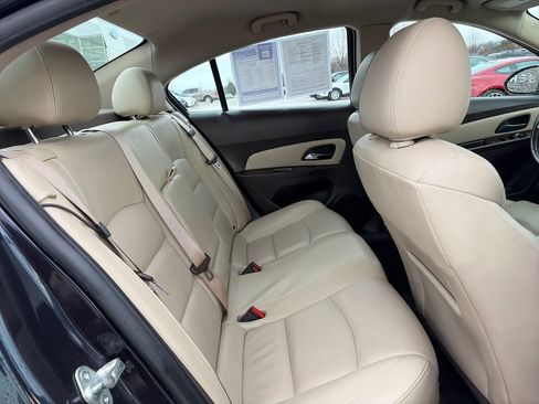 Used 2014 Chevrolet Cruze LT w/ RS Package image 36