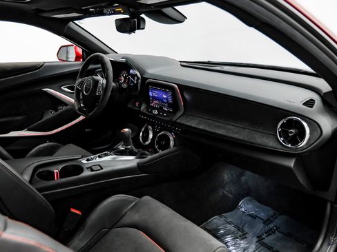 Used 2023 Chevrolet Camaro ZL1 image 43