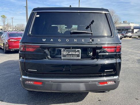 Used 2022 Jeep Wagoneer Series III w/ Convenience Group I image 4