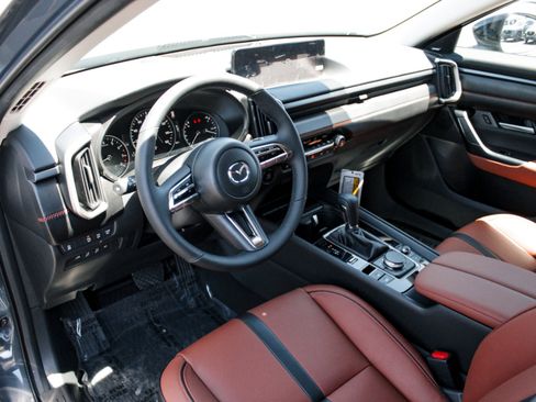 New 2026 MAZDA CX-50 Meridian Edition w/ Apex Package AWD/4WD image 8