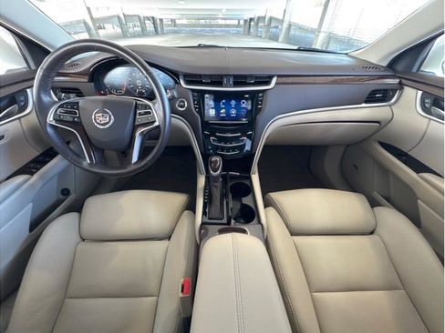 Used 2013 Cadillac XTS Premium image 16