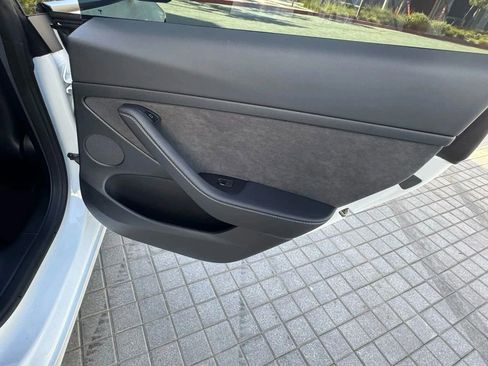 Used 2023 Tesla Model 3 Standard Range image 28