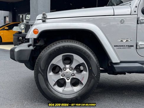 Used 2018 Jeep Wrangler Unlimited Sahara AWD/4WD image 10