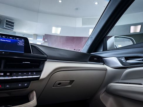 Used 2024 Cadillac CT4 Premium Luxury image 36