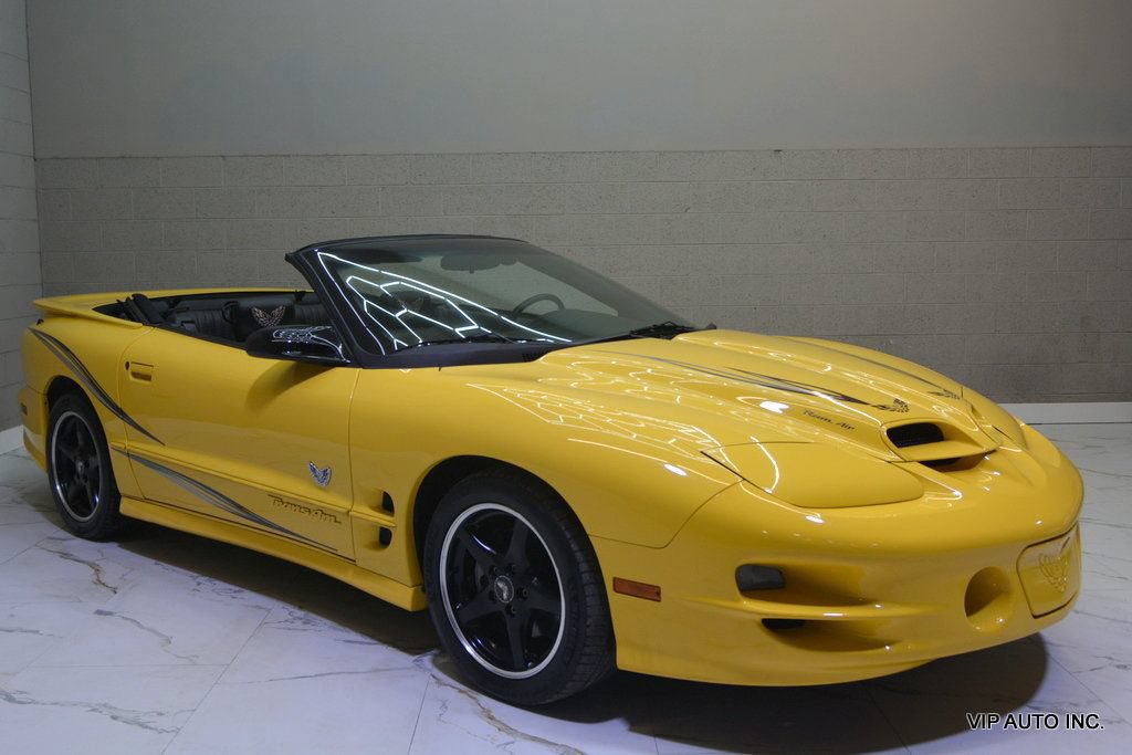 Used 2002 Pontiac Firebird Trans Am RWD image 1