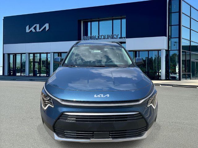 New 2026 Kia Niro EX FWD image 2