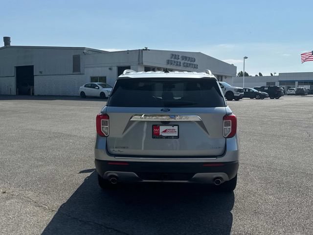 Used 2022 Ford Explorer Limited w/ Class IV Trailer Tow Package AWD/4WD image 5