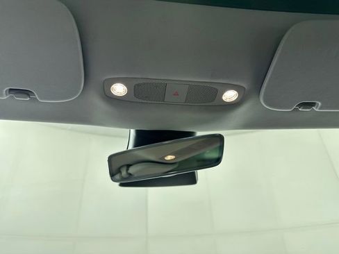 Used 2018 Tesla Model 3 Long Range image 23