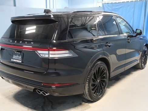 Used 2026 Lincoln Aviator Reserve AWD/4WD image 38