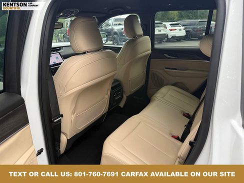 Used 2024 Jeep Grand Cherokee Limited image 34