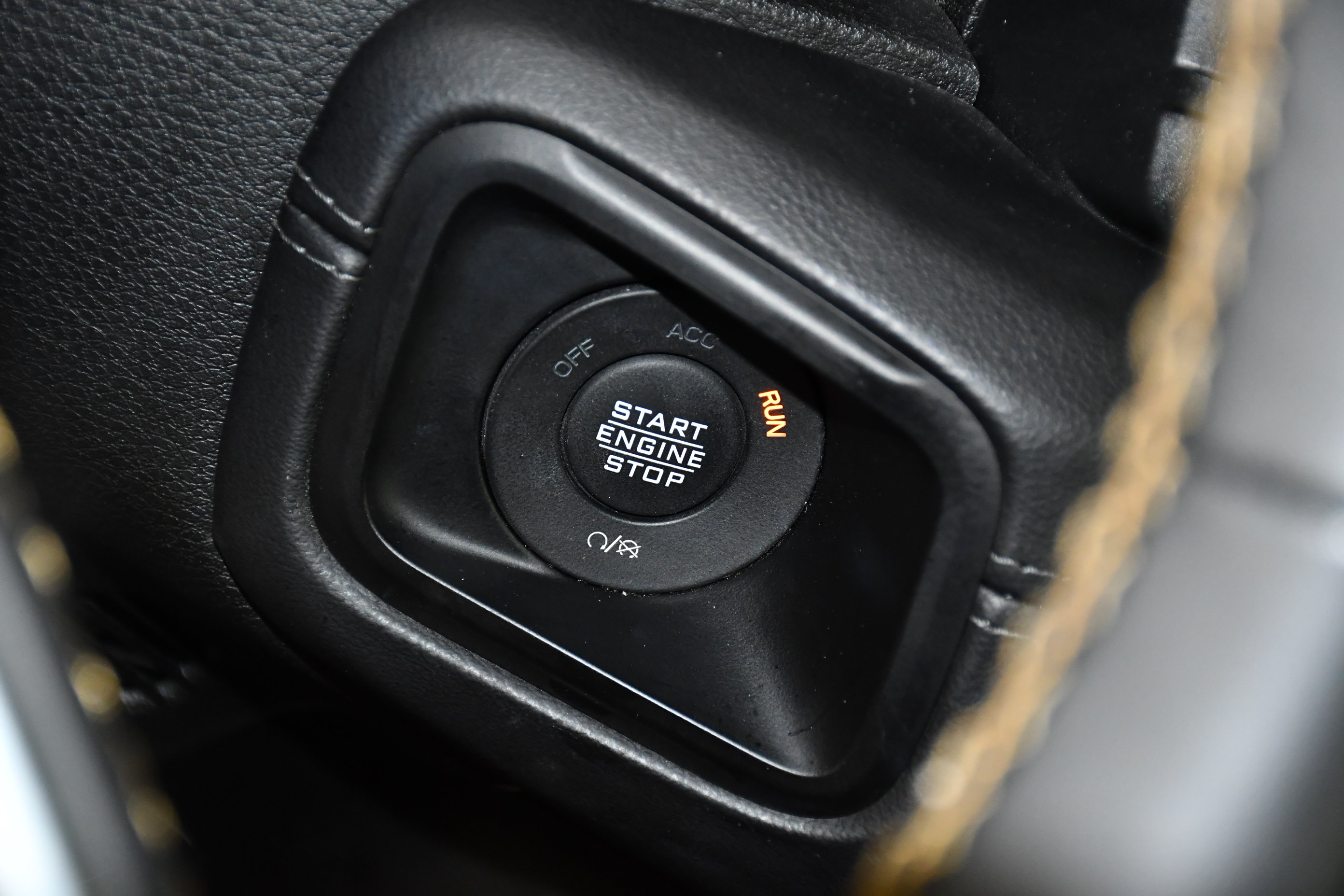 Used 2024 Jeep Wrangler Unlimited Sahara AWD/4WD image 25