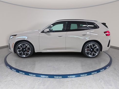 Used 2025 BMW X3 xDrive30i w/ Premium Package image 11