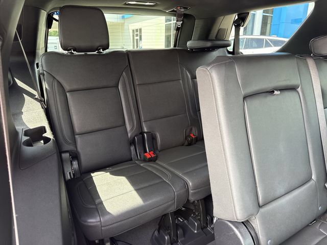 Used 2025 Chevrolet Tahoe Z71 AWD/4WD image 33