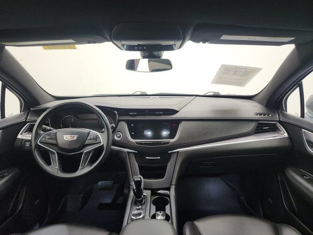 Used 2024 Cadillac XT5 Luxury FWD image 38
