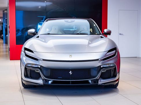 Certified 2025 Ferrari Purosangue image 2