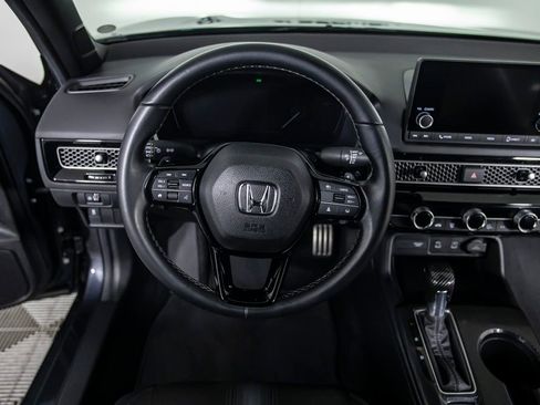 Used 2025 Honda Civic Sport image 23