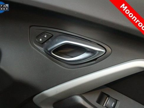 Used 2018 Chevrolet Camaro LT image 9