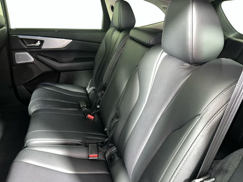 Used 2025 Acura MDX SH-AWD w/ Technology Package image 29