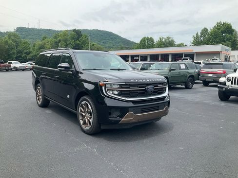 New 2026 Ford Expedition Max King Ranch AWD/4WD image 3