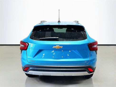 New 2026 Chevrolet Trax LT image 7
